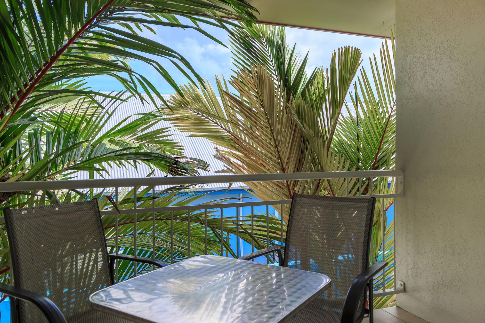 Macrossan House Boutique Holiday Apartments Port Douglas Exterior foto