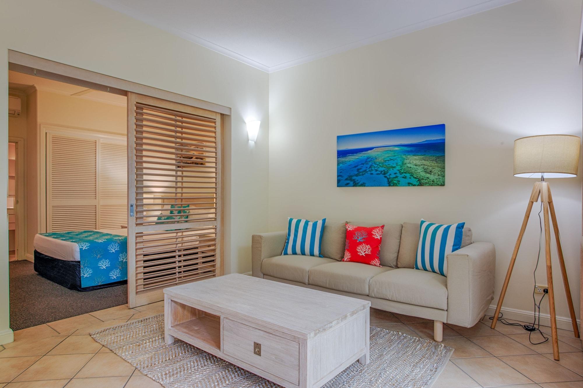 Macrossan House Boutique Holiday Apartments Port Douglas Exterior foto