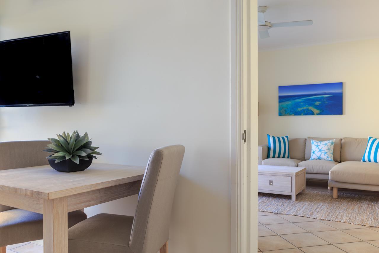 Macrossan House Boutique Holiday Apartments Port Douglas Exterior foto