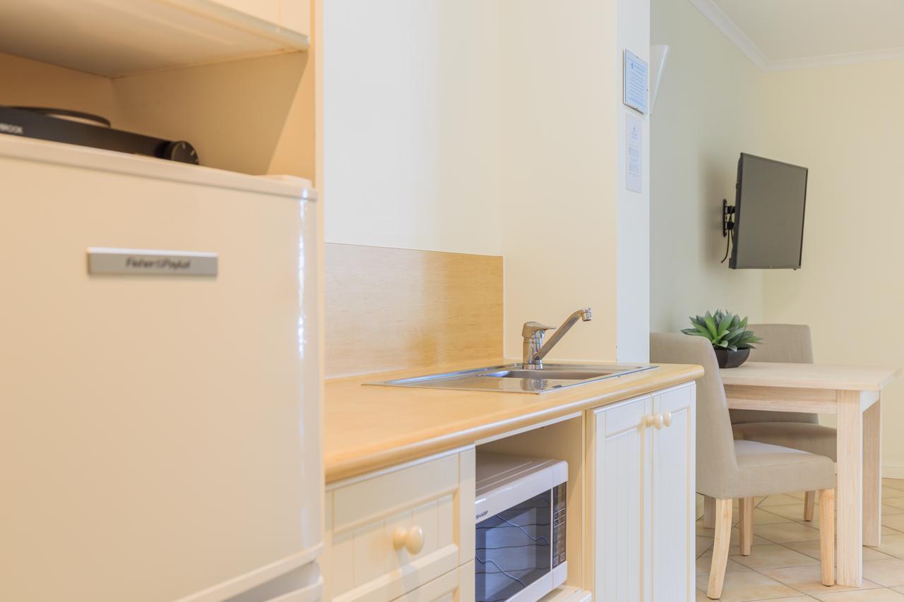 Macrossan House Boutique Holiday Apartments Port Douglas Exterior foto