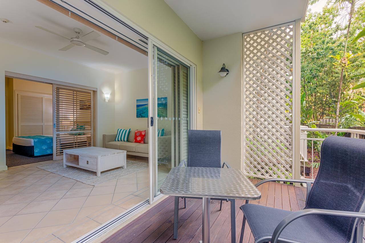 Macrossan House Boutique Holiday Apartments Port Douglas Exterior foto