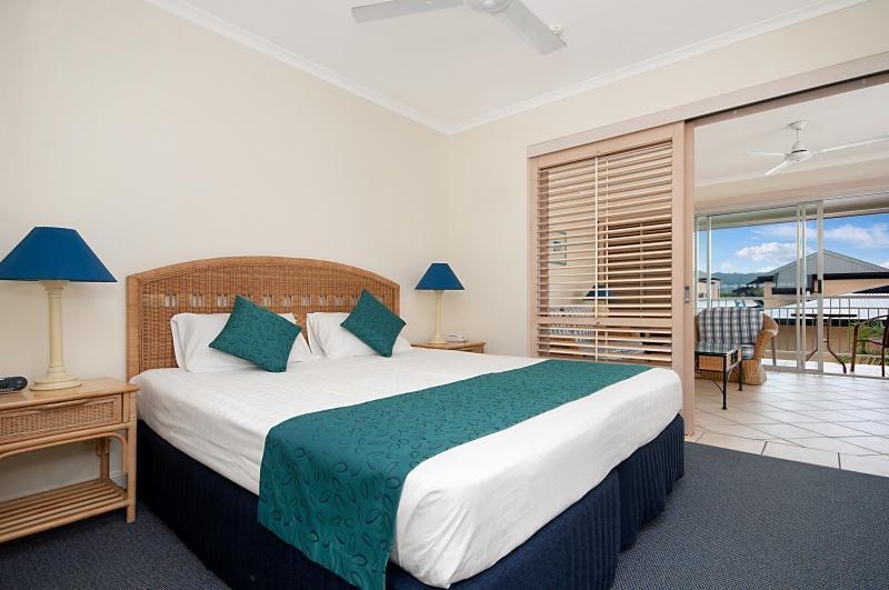 Macrossan House Boutique Holiday Apartments Port Douglas Exterior foto